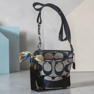 COACH  Black and Cream JAQUARD   SWING MONOGRAM Shoulder Bag